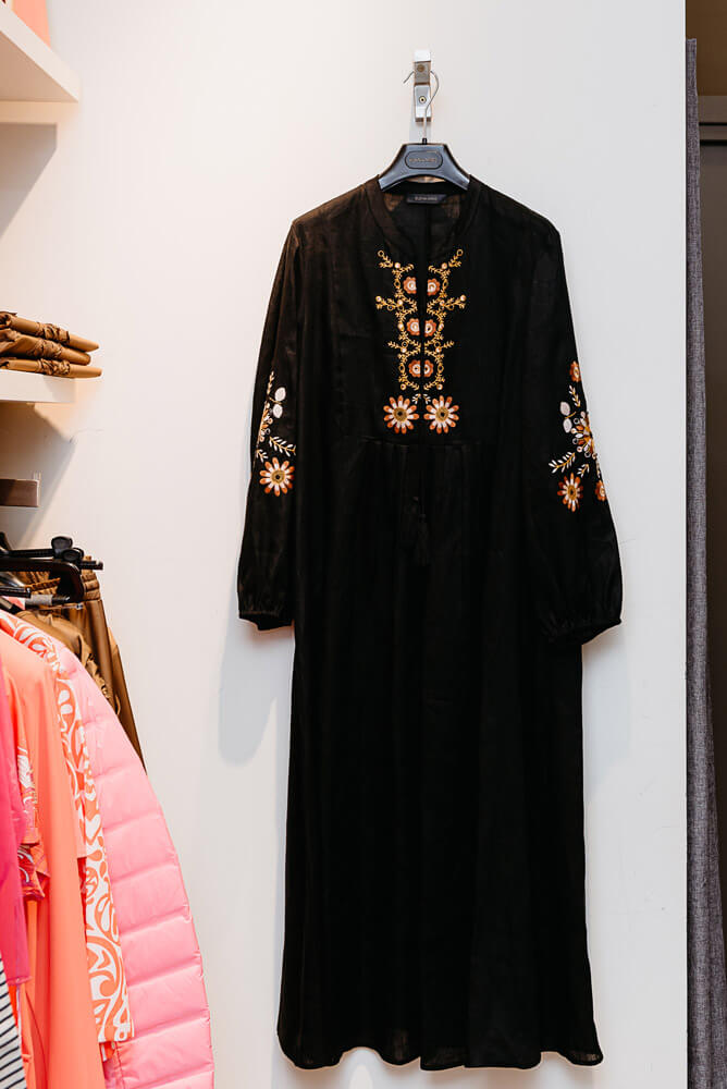 Lesara abbigliamento taglie forti store